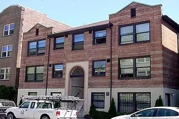 Exterior Photo 3