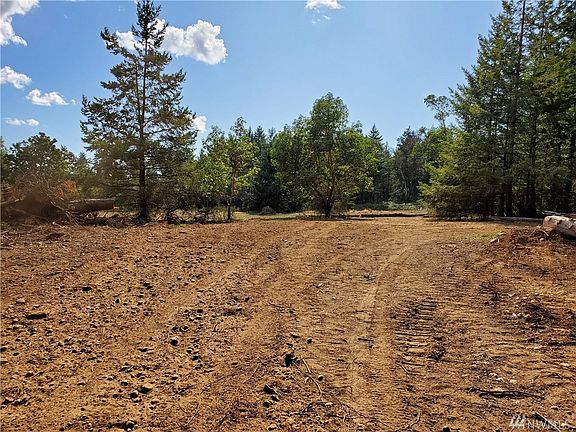 3rd image of 0 Sand Dollar Rd. Rd W