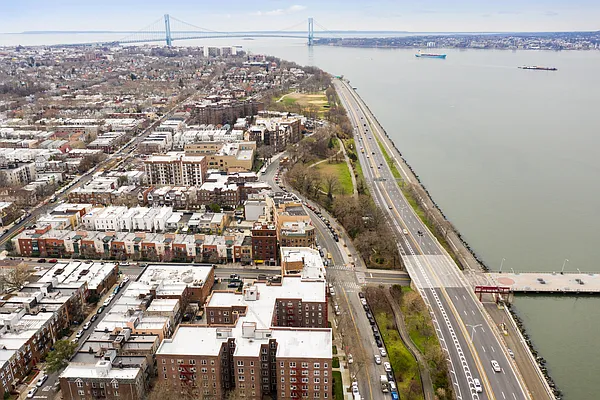 Sold by Block & Lot Real Estate | media 30