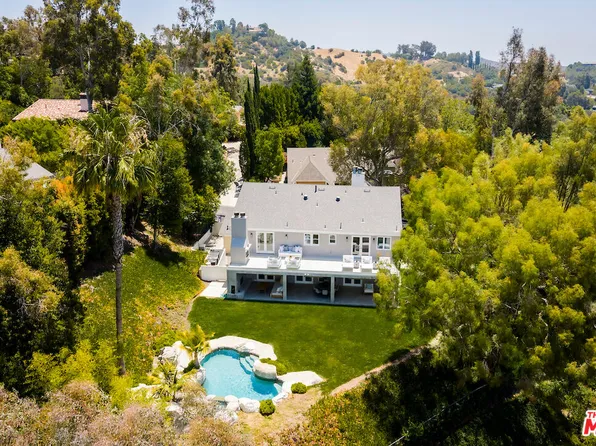 3171 Toppington Dr, Beverly Hills, CA 90210