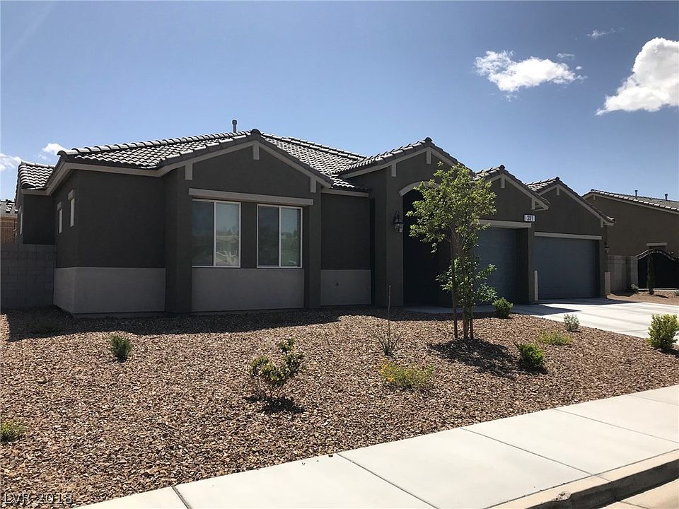 2nd image of 380 Chaparral Dr