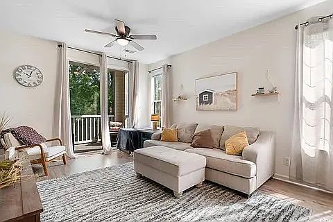 1st image of 1298 River Oaks Dr Unit I