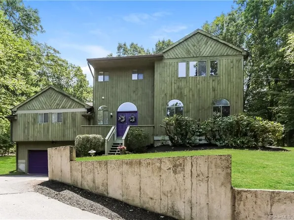 112 Heritage Drive, Glastonbury, CT 06033