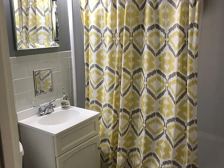 2 Sterling Ave #1 — Photo 5