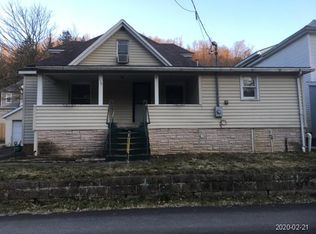 119 Maple St, Worthington, WV 26591