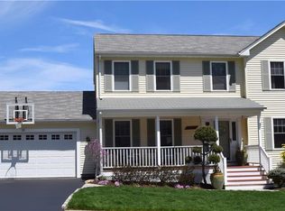 19 Sweet Fern Ln, Coventry, RI 02816