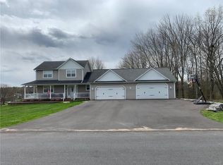 151 Northridge Dr, Central Square, NY 13036