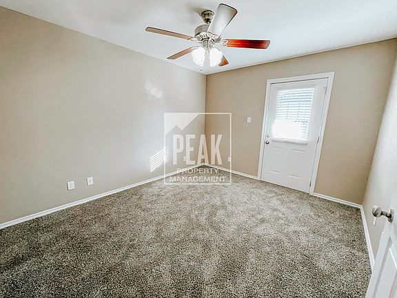 4th image of 336 N Pecan St #7
