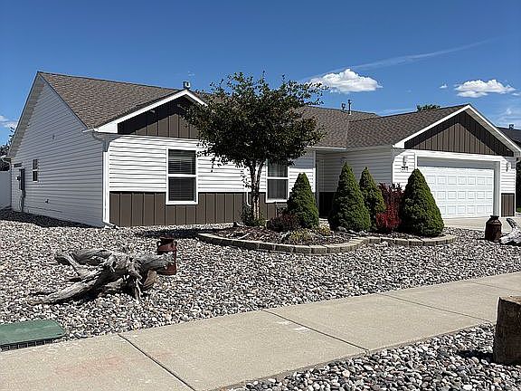 4th image of 1257 Twin Lakes Dr