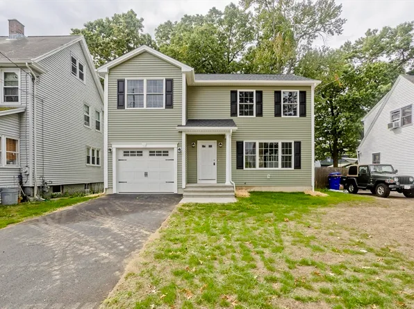 82 Judson St, Springfield, MA 01104