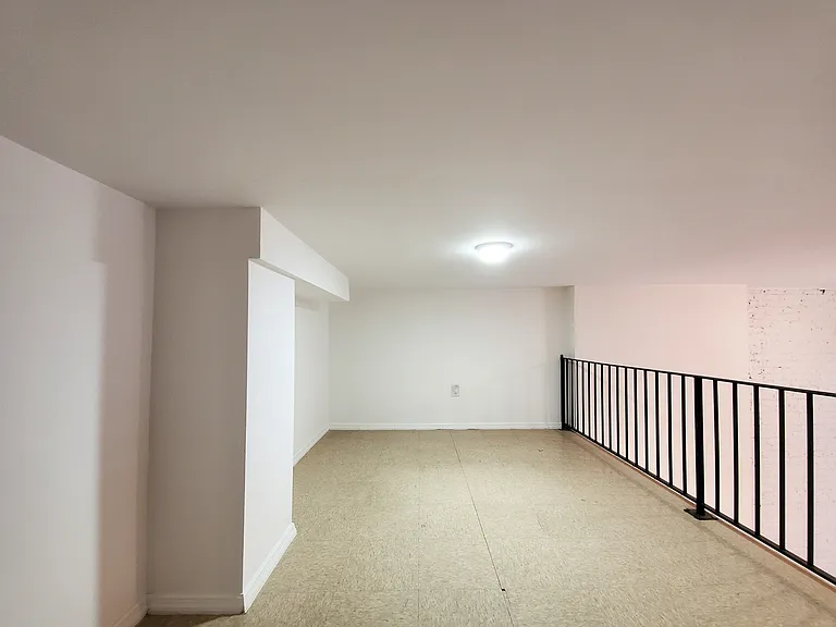 116 E 31st St #2G — Photo 8