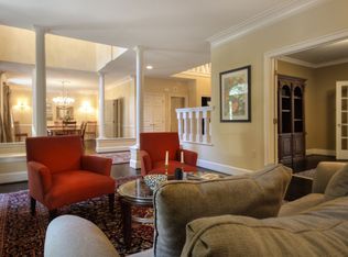 9889 Windy Hollow Rd, Great Falls, VA 22066