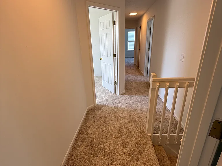 11512 Maywin Dr — Photo 18