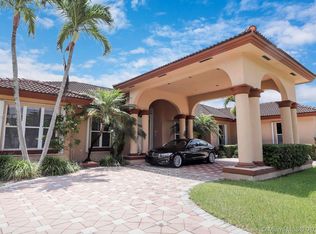 7655 SW 75th Ave, Miami, FL 33143