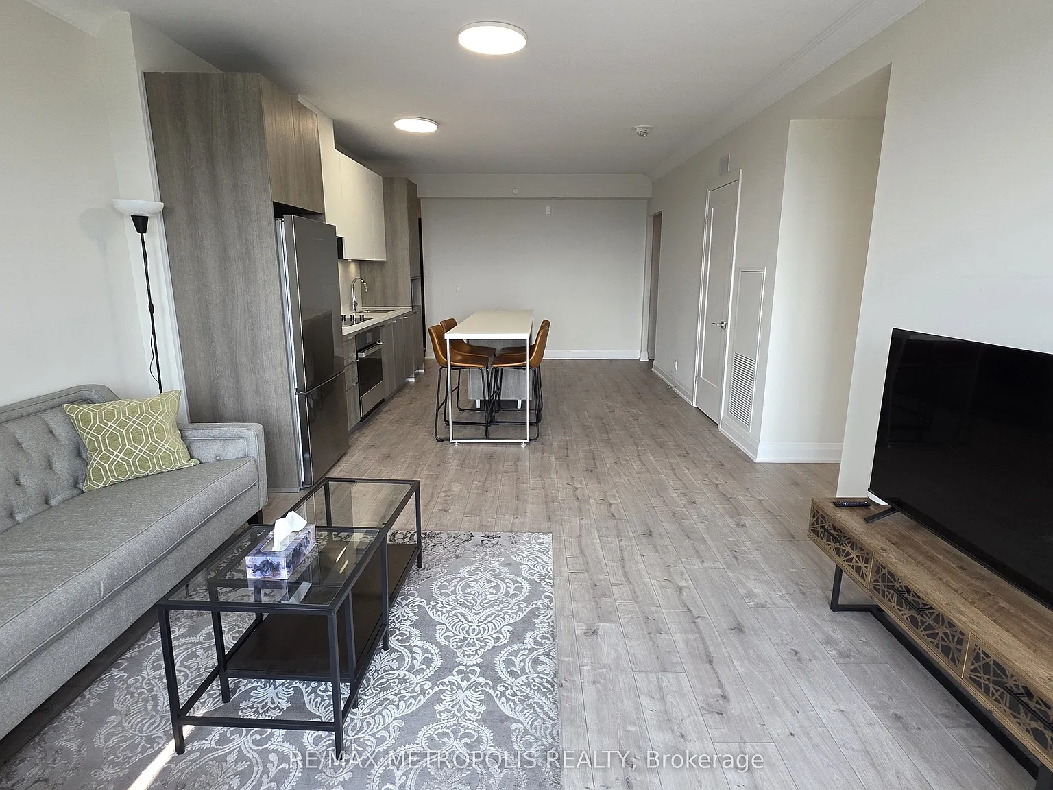 3 bed, $3,700 — Photo 4