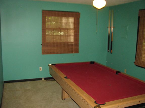 4th image of 197 Skywood Ln