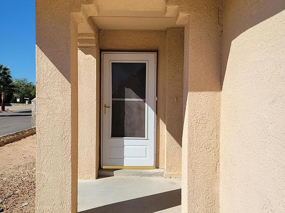 4th image of 2401 Tierra Gris Way