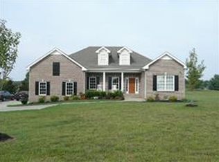 710 Dixie Bee Rd, Clarksville, TN 37043