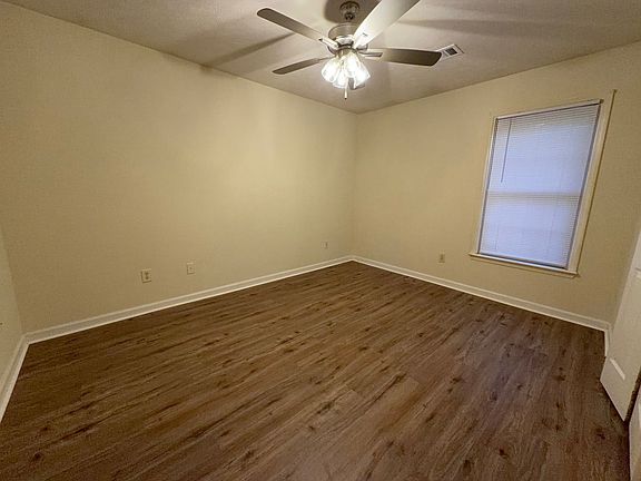 4th image of 1337 Kent Dr