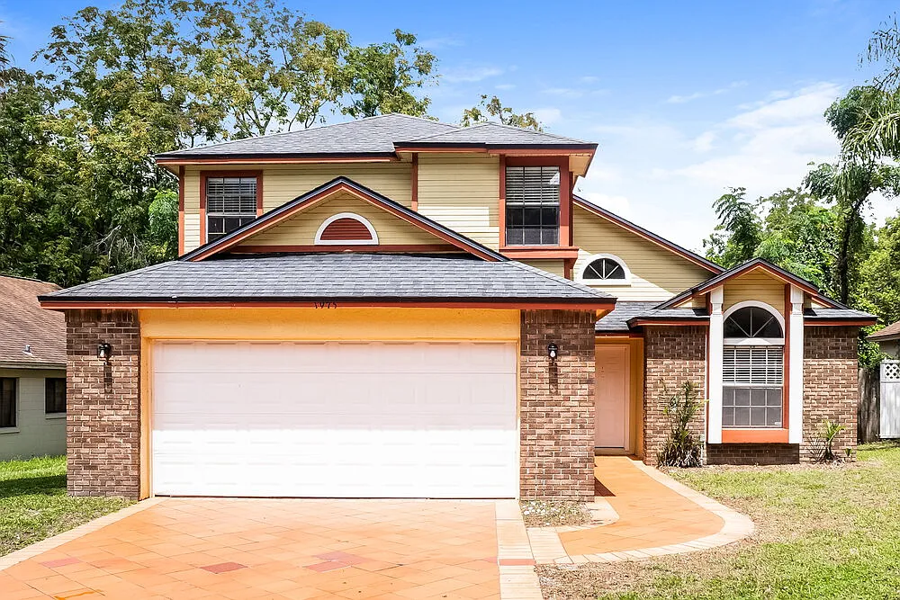 3 bed, 2.5 bath, 1654 sqft, $2,375 — Photo 1
