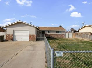 1219 S Cardoza St, Tulare, CA 93274