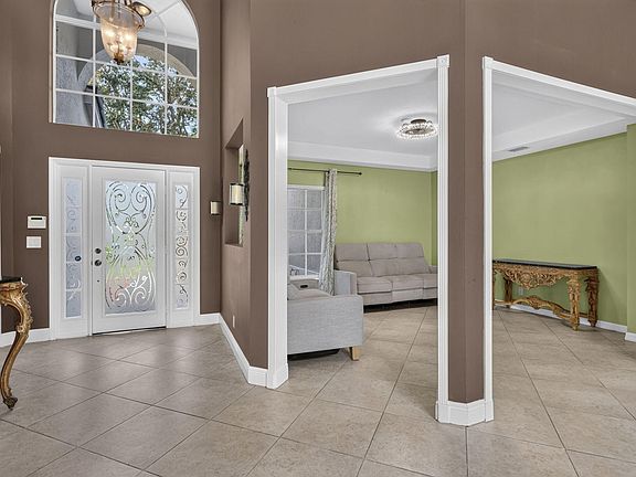 4th image of 486 S Peacock Lane