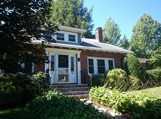 48 Church St, West Roxbury, MA 02132