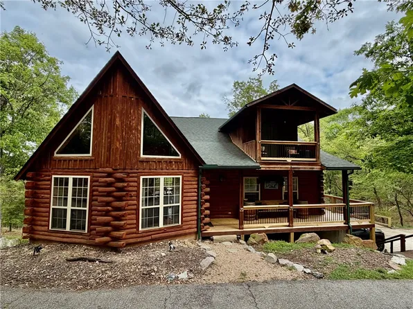 369 Lake Forest Dr, Eureka Springs, AR 72631
