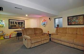 2nd image of 1501 Meadowsedge Ln