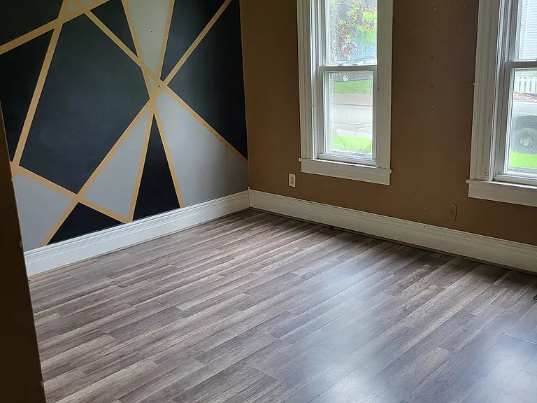 124 Westwood Ave — Photo 4
