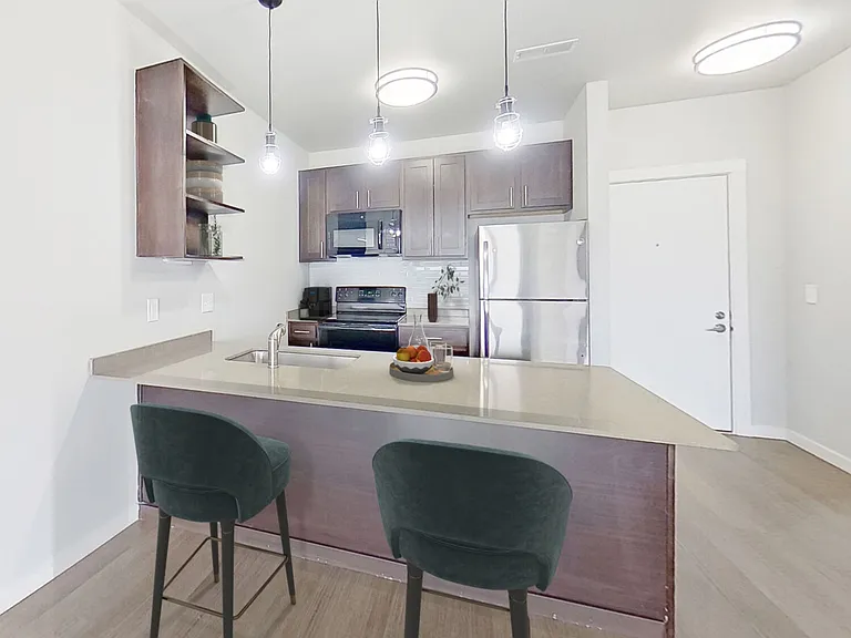 310 N Cedar St — Photo 1
