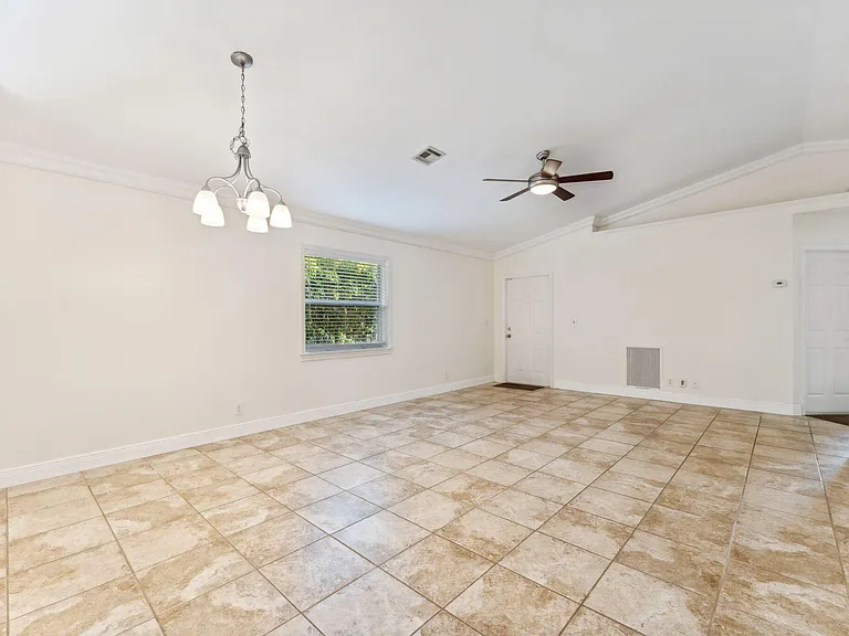 701 Key West St — Photo 4