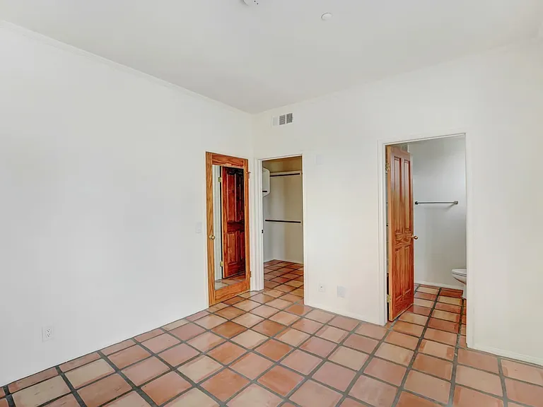 ISO - Isola Bella Townhomes — Photo 23