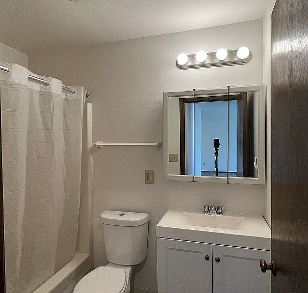 Village Garden Apartments — Photo 18