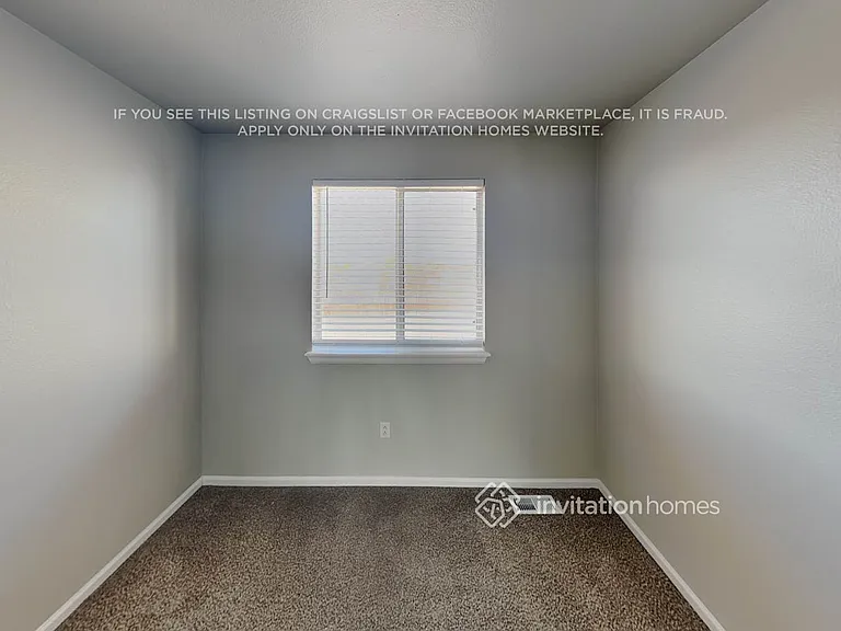 19389 E 41st Pl — Photo 15