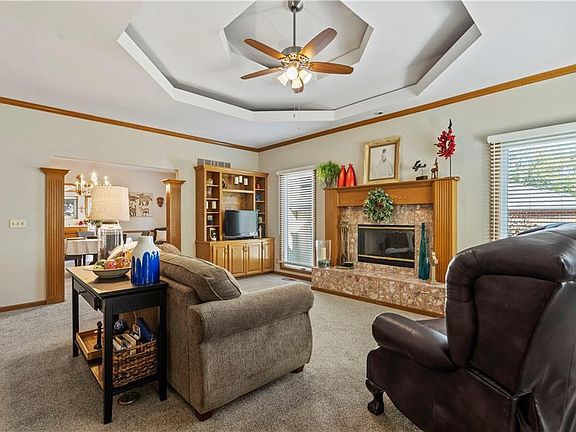 5th image of 11010 W 99th St