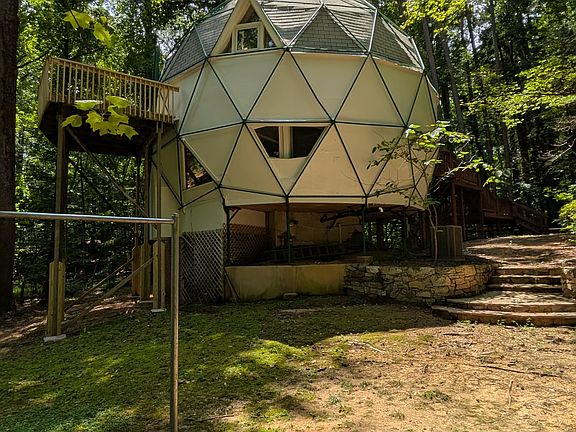 Back yard exterior view