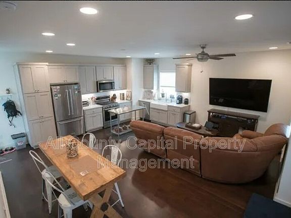 3rd image of 1000 Muse Ln Unit 1000