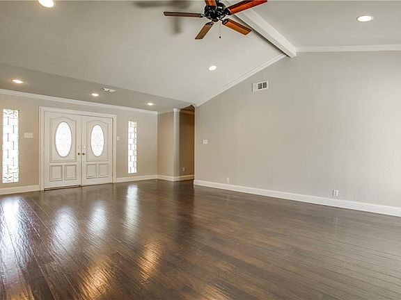 4th image of 15 Walnut Creek Pl