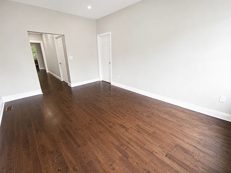 251-253 Schley St #1 — Photo 14