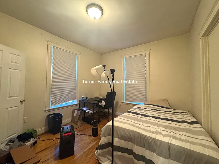 37 Hillside St #A — Photo 10