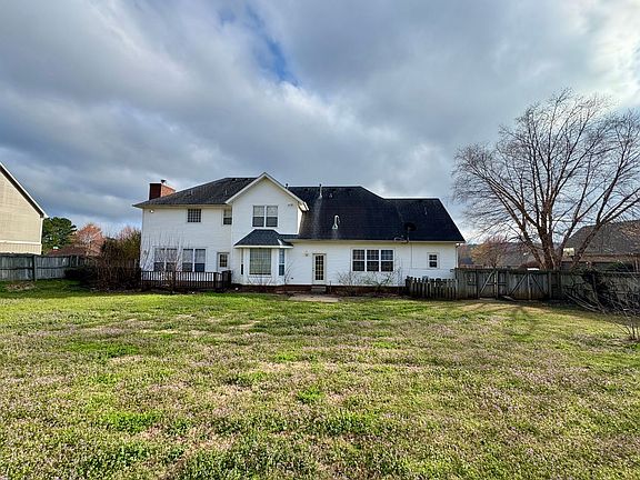 4th image of 3834 E Chadwick Dr