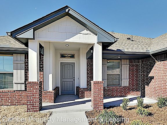 3rd image of 1933 Sara Vista Dr