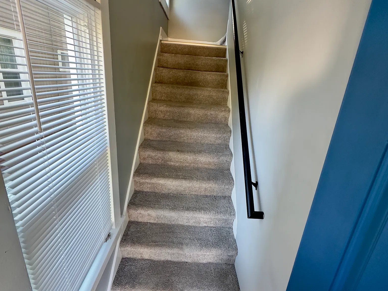 1 bed, 875 sqft, $850 — Photo 2