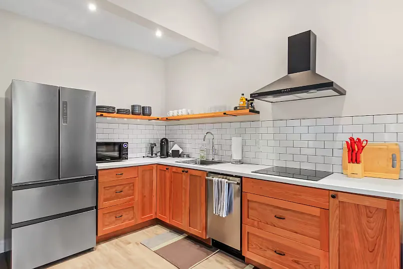 2 bed, 1400 sqft, $4,500 — Photo 4