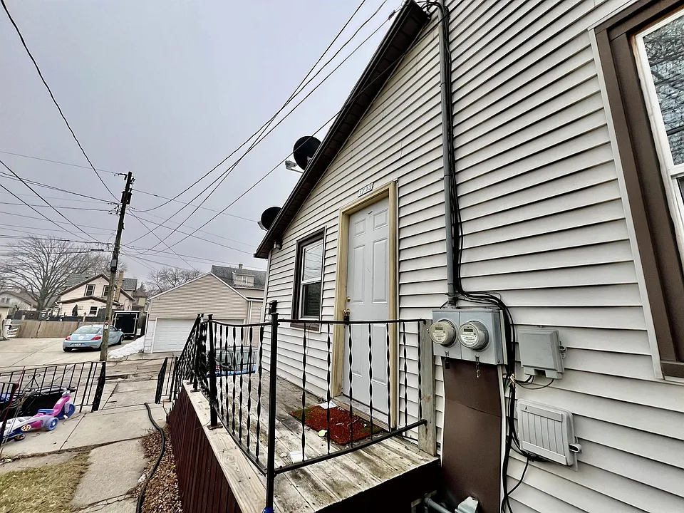 1713 Erie Ave