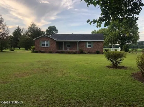 5223 Lake Wilson Road, Elm City, NC 27822