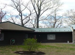 8 Clairmont Dr, Willow Street, PA 17584