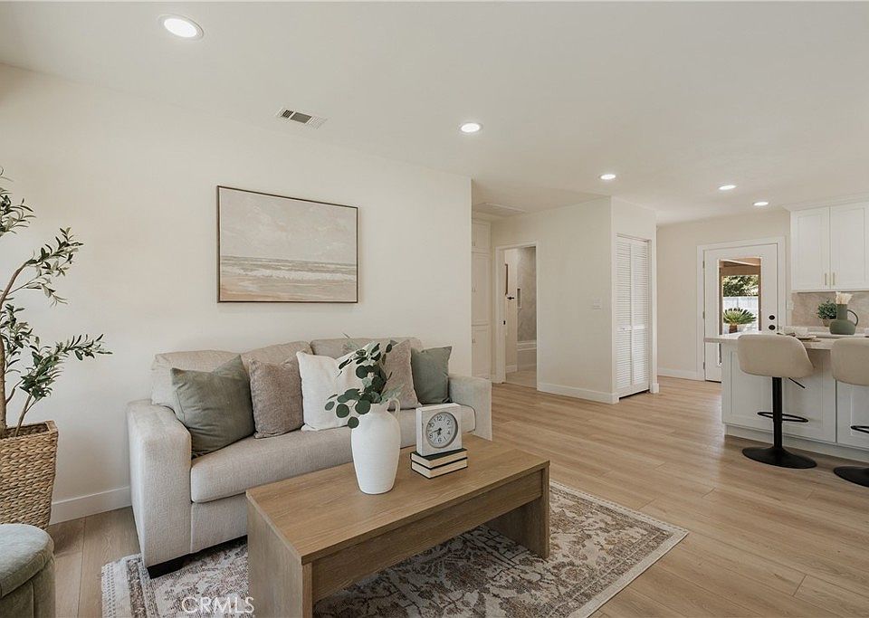 1st image of 1322 Seaman Ave