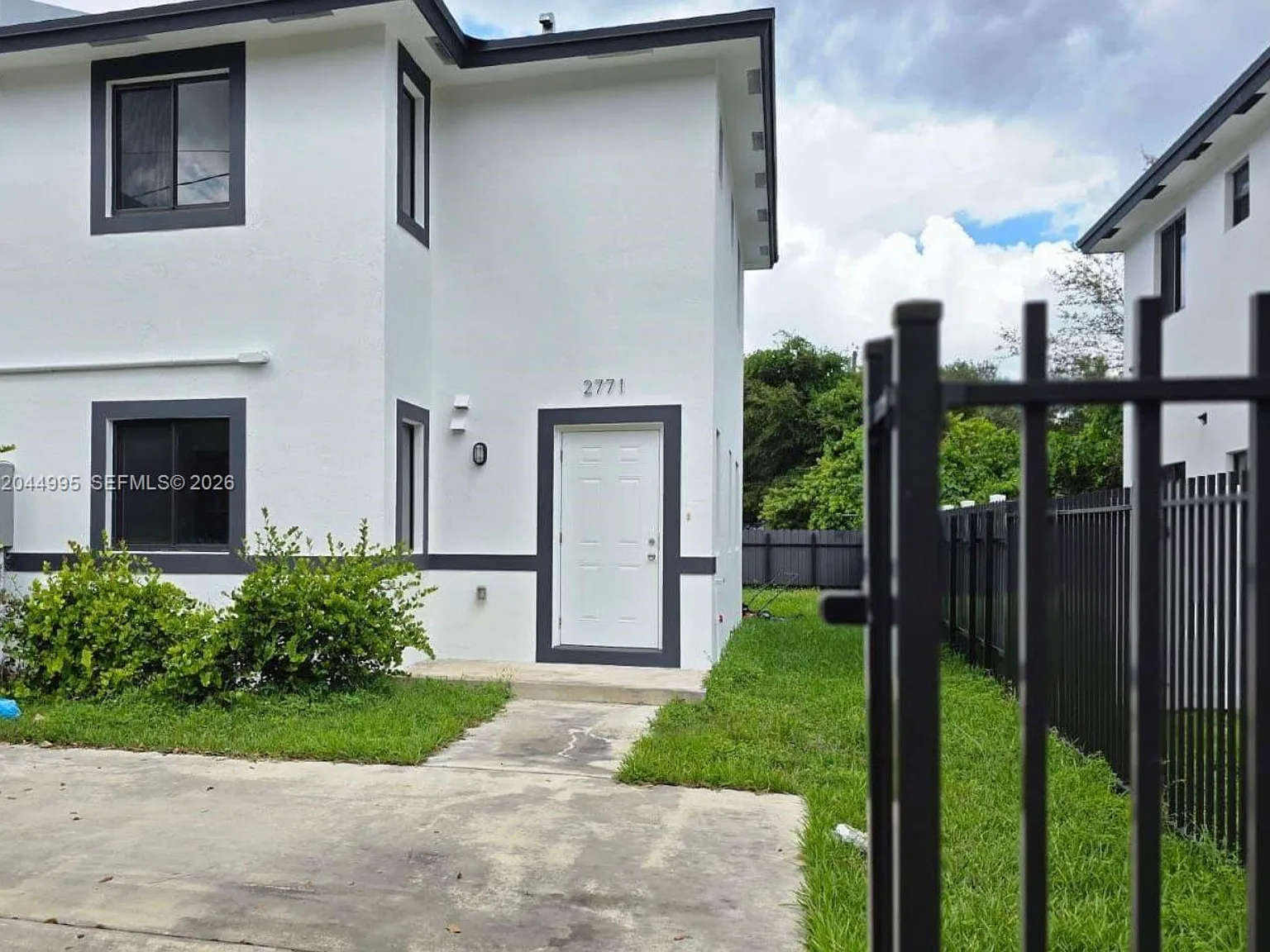 3 bed, $3,500 — Photo 3